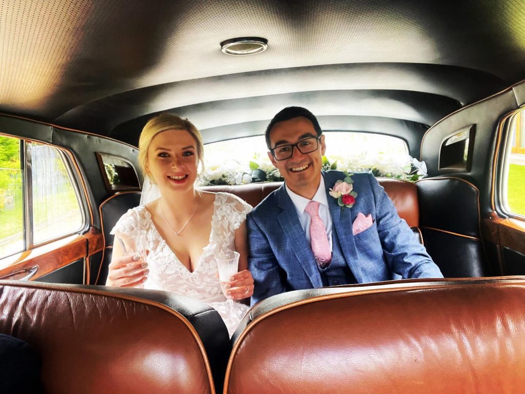 Carriage hall wedding couple